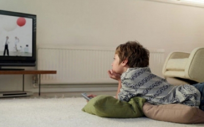 &Pi;ώ&sigmaf; &nu;&alpha; &kappa;ά&nu;&epsilon;&tau;&epsilon; &tau;&omicron; &pi;&alpha;&iota;&delta;ί &sigma;&alpha;&sigmaf; &nu;&alpha; &laquo;&xi;&epsilon;&kappa;&omicron;&lambda;&lambda;ή&sigma;&epsilon;&iota;&raquo; &alpha;&pi;ό &tau;&eta;&nu; &omicron;&theta;ό&nu;&eta;